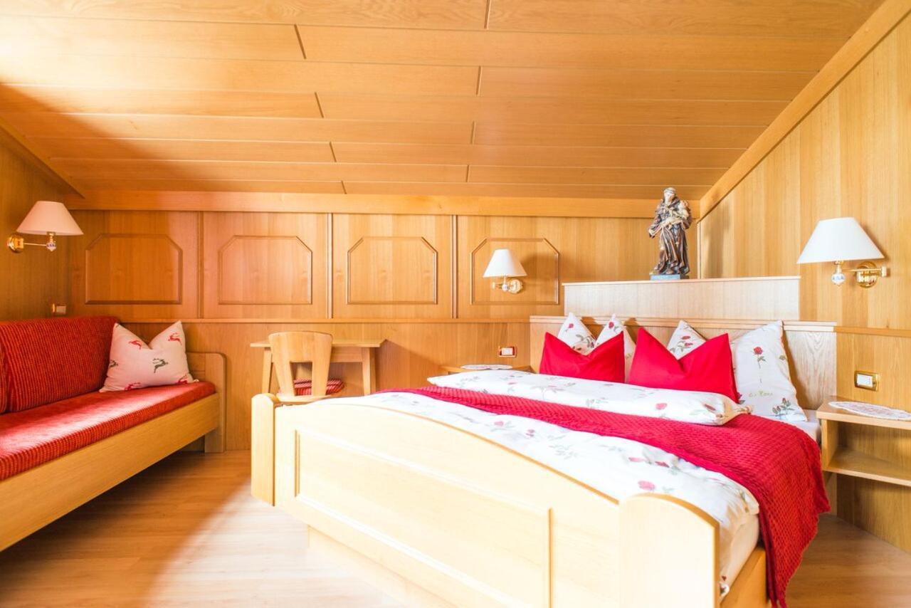 Chalet Aldian Dolomites Wolkenstein in Gröden Exterior foto